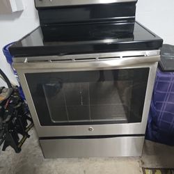  MAKE AN OFFER $100 STOVE GE STAINLESS STEEL GLASS TOP
