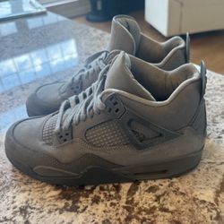 Nike Jordan Retro 4 Size 6.5