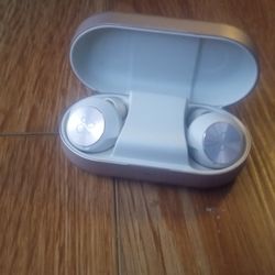 Bang & Olufsen Beoplay EQ Wireless Earbuds 