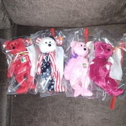 Collectable Beanie Babies! Assorted
All kept in plastic with tag
