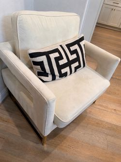 Accent chair