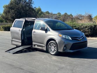 Wheelchair Handicap Ramp Van - Braun Ability