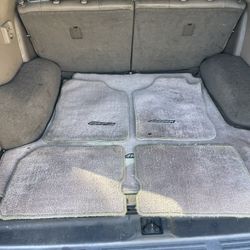 96-02 Toyota 4runner Floormats & Trunk Mat