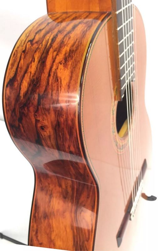 Benito huipe flamenco guitar Clearance