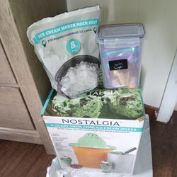 Ice Cream Maker 