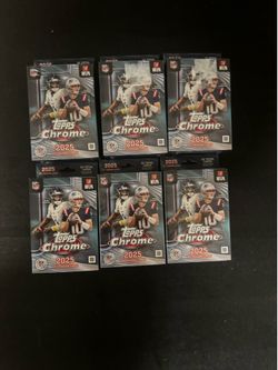 TOPPS Chrome 2025 Football Hanger