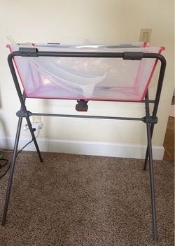 Stokke Flexi Bath Tub and Stand with newborn support