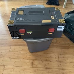 Diamond Loot Box Borderlands 3 Collectors Box. 