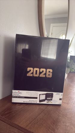 Graduation keepsake box 2026