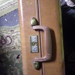 Large Vintage Samsonite Suitcase