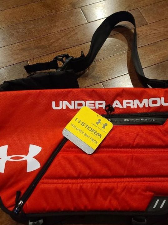 Under Armour Trooper Bat Pack Baseball Softball Storm Weather Resistant Red Bag