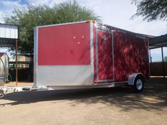 Enclosed trailer