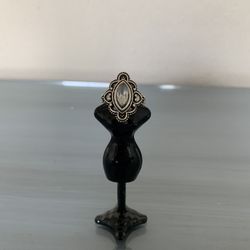 NWOT Silver Plated Size 6 Ring 