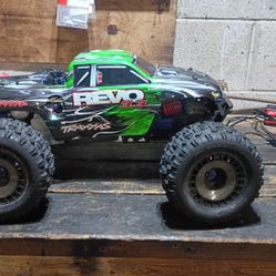 Traxxas Revo 3.3 Nitro