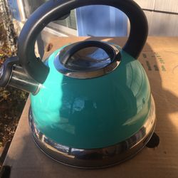 Like new stainless steel tea kettle only $10 firm