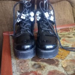 Girls Size 2 And 3 Shoes