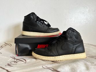 Nike Air Jordan 1 retro high OG Cyber Monday size 6.5Y