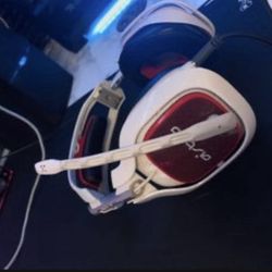 Astro a40 gaming headset +Tr kit