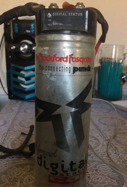 Rockford fosgate digital status cap