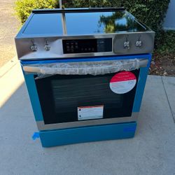 Frigidaire 30” Electric Range For REPAIR