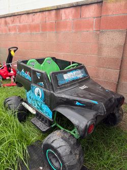 Monster truck automatic moving vehicle for kids