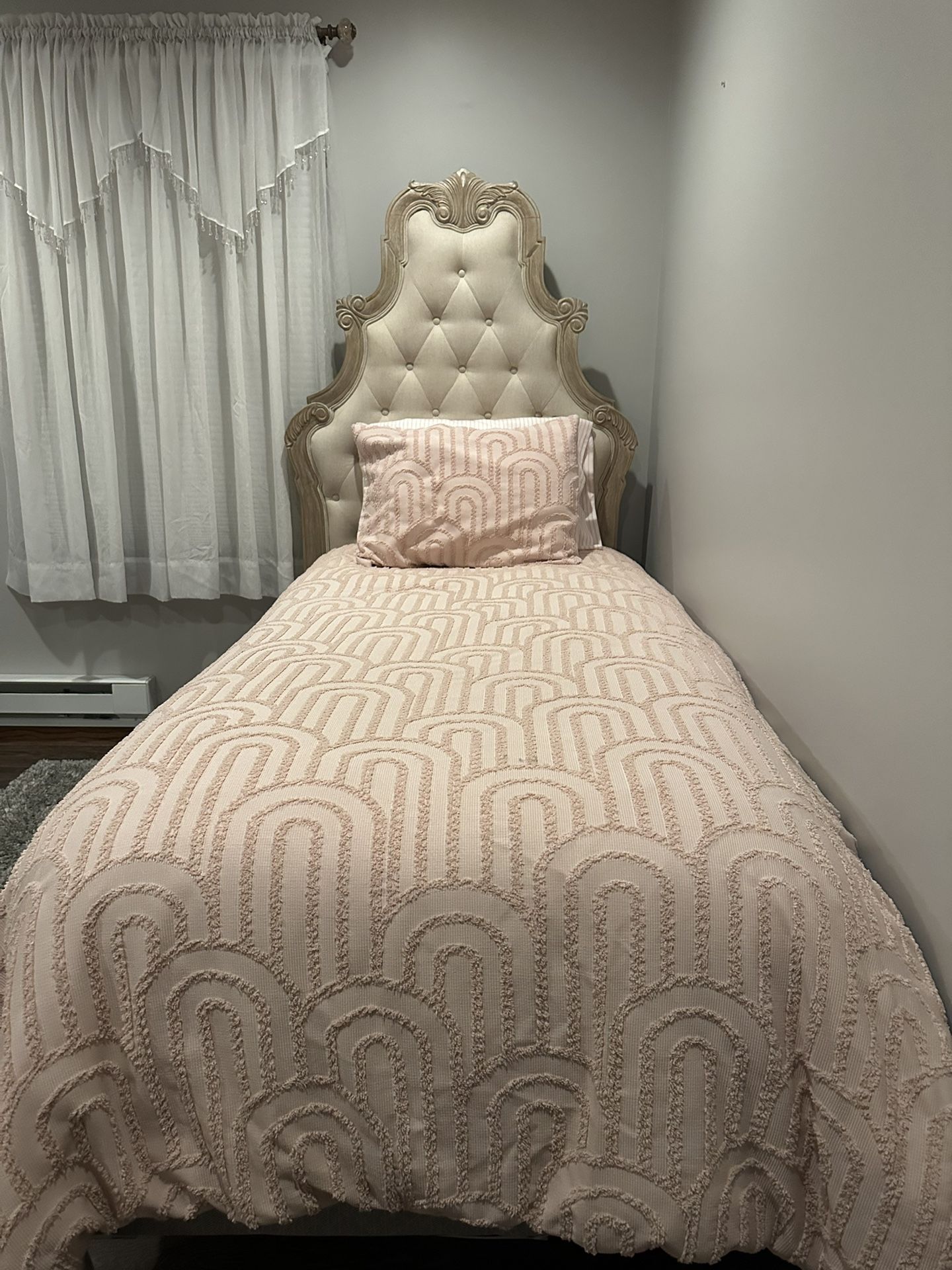 Pottery Barn Twin Bed