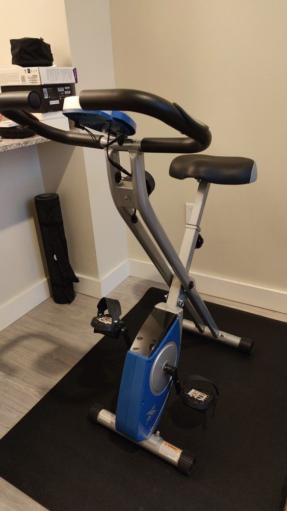 XTERRA Fitness Folding Exercise Bike