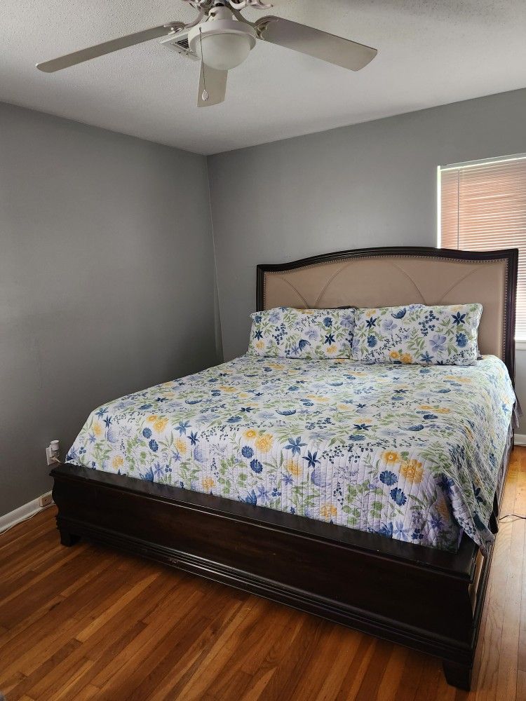 King Size Bedroom Suite