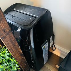 10,200 BTU (SACC) / 14,000 BTU (ASHRAE) Portable Air Conditioner, Cooling & Heating | Up To 450 sq. f