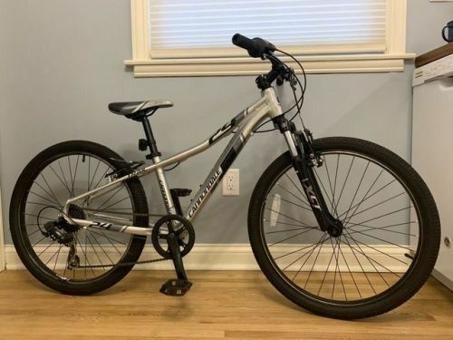 2015 Cannondale 24"Trail Mountainbike for kids