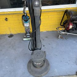  16" NILFISK ADVANCE SD 4317 FLOOR BUFFER Scrubber