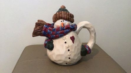 Burt’s Bundle Up Tea Pot, Creamer & Sugar Pots With Spoon The Boyds Collection