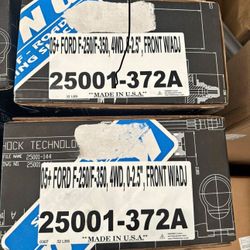 King 2.5s W/ Adj Fronts And Rear 05+ F250 Available