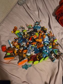 Alot of skylanders games and portals and characters
