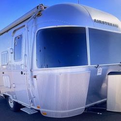 2019 AIRSTREAM CLOUD 19CB