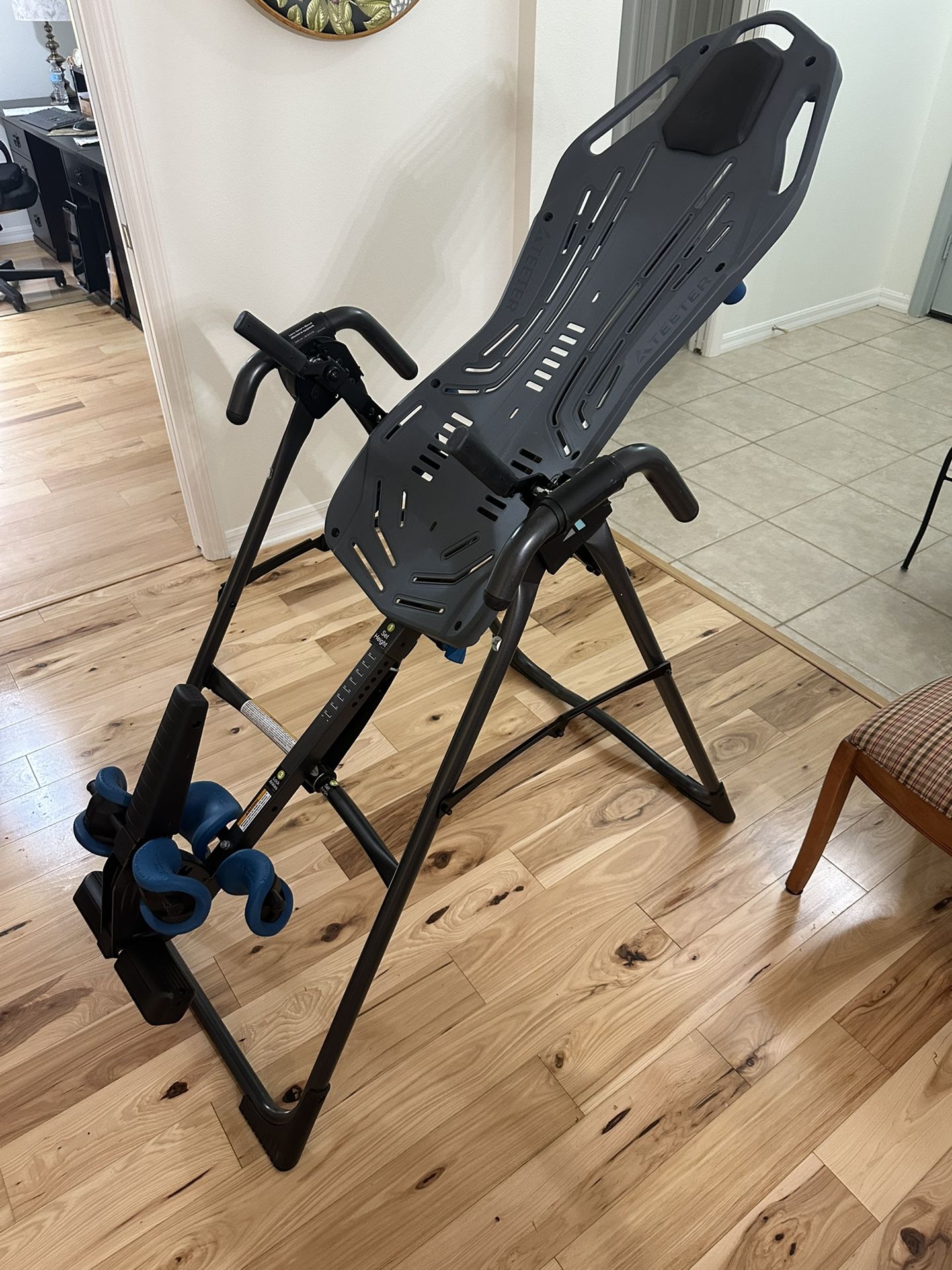 Teeter Inversion Table