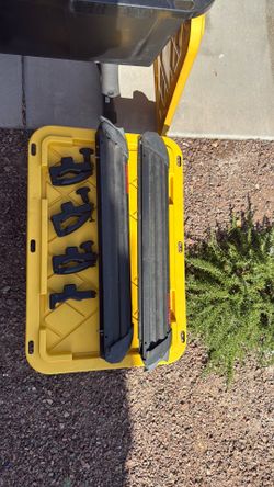 Yakima Cross Bar Roof Rack