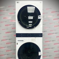 LG WashTower Front Load With Center Control 4.5CuWasher /7.4Cu Electric Dryer