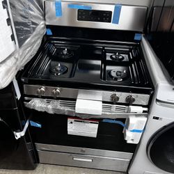 GE GAS FREESTANDING STOVE