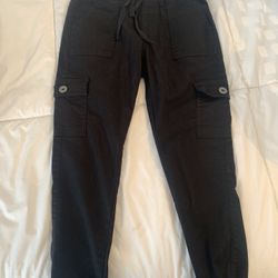 Woman’s Capri Pants 
