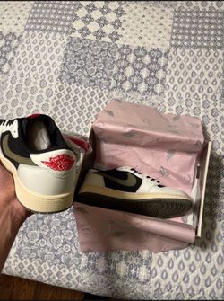Air Jordan 1 low  olives
