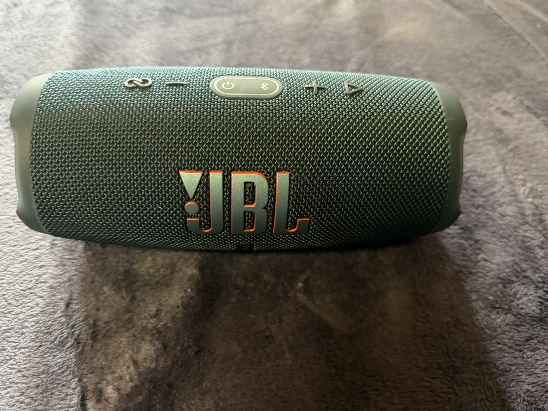 JBL Charge 5 Bluetooth Speaker