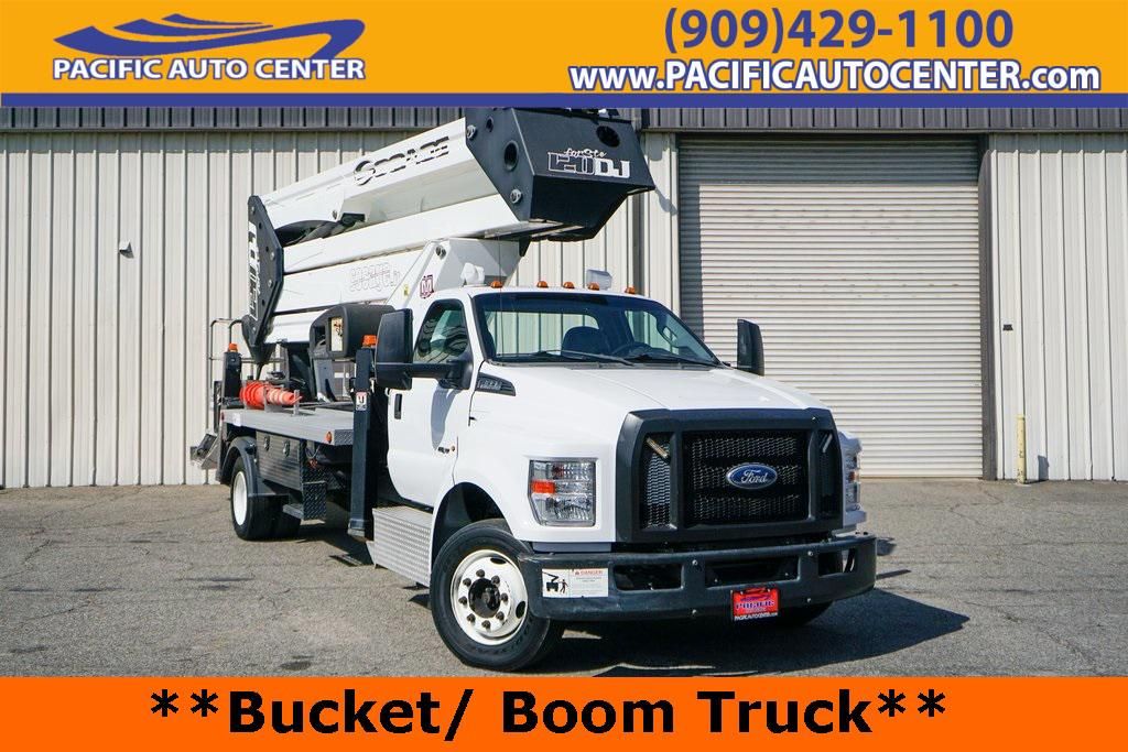 2017 Ford F-650 Diesel