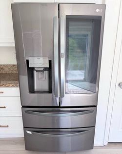 LG ThinQ InstaView French Door Refrigerator