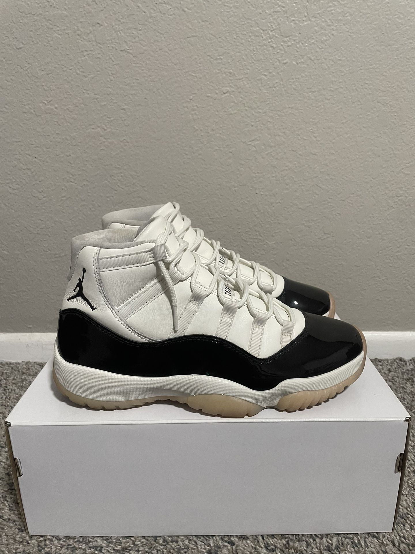 Jordan 11 Size 9 Man