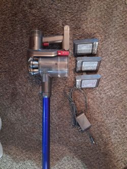 Dyson DC 55 MULTI FLOOR extra batteries & charger