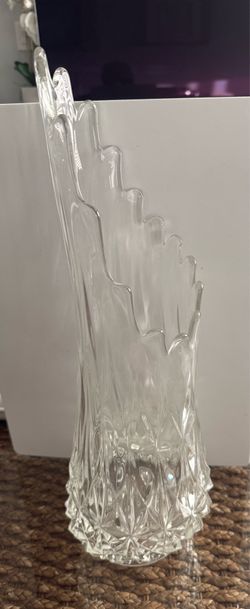 Vintage Mid-Century 20" L.E. Smith "Diamond Butt" Clear Swung Vase