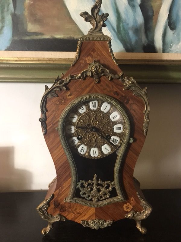 Beautiful Brass Inlay Boulle Clock
