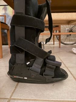 Medical boot