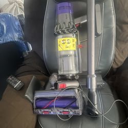 Dyson Cordlees Bacuum